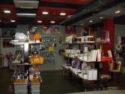 local objetos de regalo y decoración
