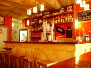 cervecería en pleno funcionamiento