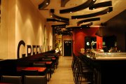 Restaurante en pleno funcionamiento