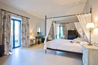 venta-hotel-4-estrellas-2_1760625820.jpg