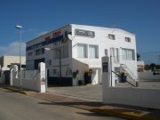 venta de lava coches en Ibiza con taller incluido totalmente equipado tienda tunel y cinco boxer NUEVO