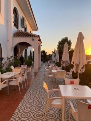 53-room-operational-boutique-hotel-olvera-spain-2_1786783741.jpg