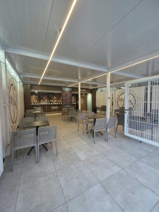 traspaso-heladeria-artesanal-en-salou-165000-2_1791652822.jpeg