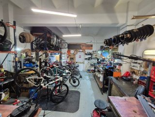 traspaso-taller-bicis-y-patinetes-3_1773266172.jpg