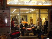 tienda/taller de motocicletas