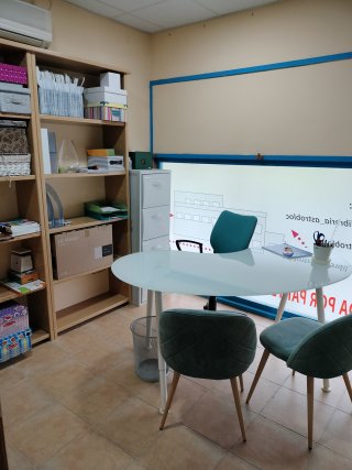 traspaso-de-papeleria-libreria-con-local-propio-en-torres-de-la-alameda-madrid-3_1744389033.jpg