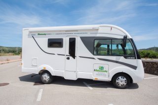traspaso-empresa-de-alquiler-de-autocaravanas-en-menorca-autocaravaning-menorca-sl-2_1759661073.jpg