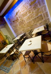 precioso_restaurante_en_la_calle_fabrica_13340509983.jpg
