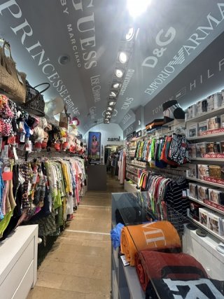boutique-xarol-moda-intima-i-bany-2_1754545205.jpg
