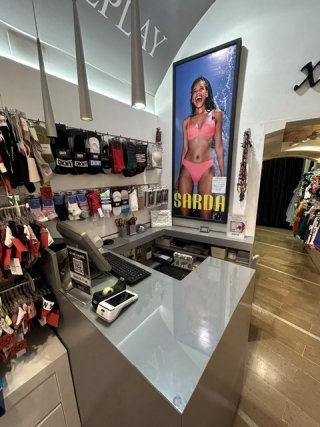 boutique-xarol-moda-intima-i-bany-3_1754545205.jpg