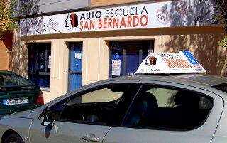 Traspaso o venta de autoescuela en Cáceres
