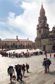 Centro de Masajes y Rehabilitación al Peregrino Funcionando al lado Catedral Santiago Compostela