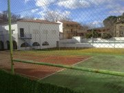pista_de_tenis_todo_es_un_conjunto_entrada_por_la_terraza_1360101117.jpg