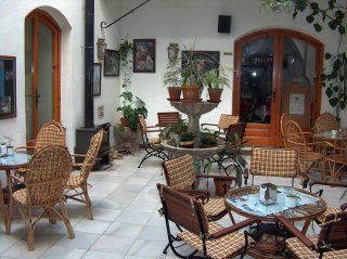 Venta de hotel en Zahara de la Sierra