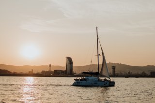 Velaris Charter, alquiler de embarcaciones