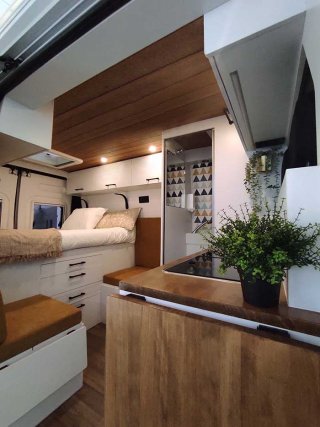 Empresa de alquiler de campers y autocaravanas