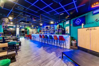 Pub con Licencia Activa en Traspaso en Calpe – 179 m² Equipado, Listo para Facturar